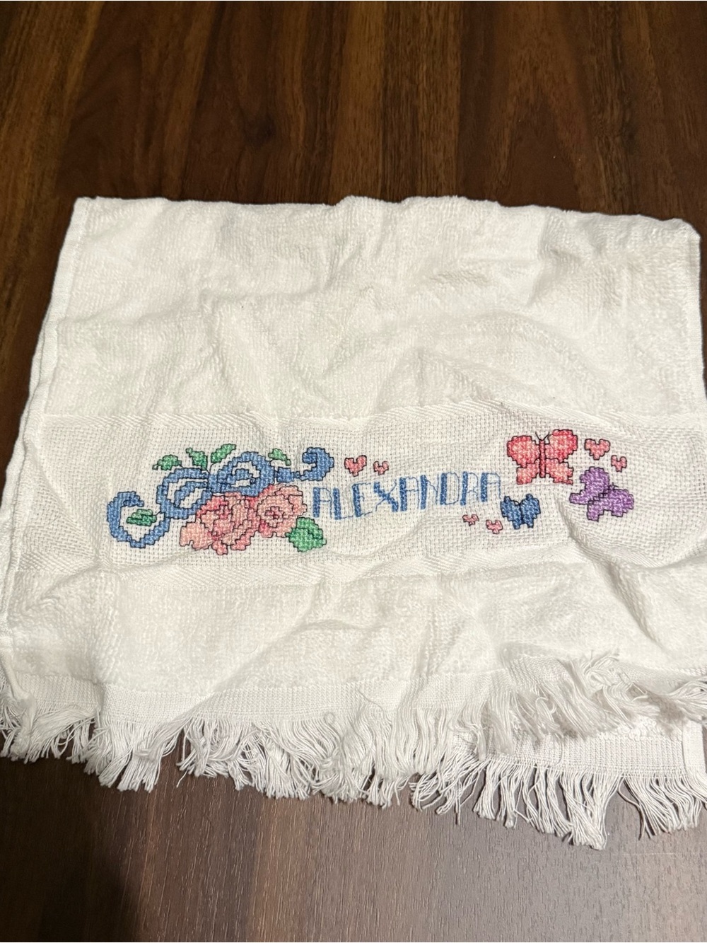 Alexandra bib